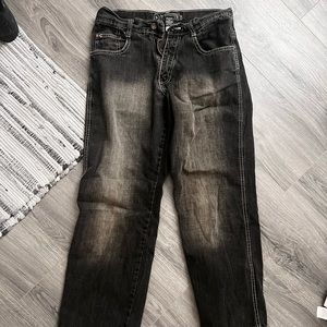 ( OFFER )SOUTH POLES CLEAN AF SIZE 42 NICE FOR SKATING